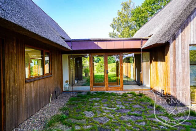 sommerhus naturgrund stilfuld mols træ location denmark scoutshonor 18