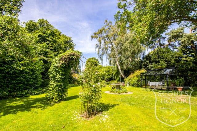 villa udsigt til sø idyllisk drivhus location denmark scoutshonor 28