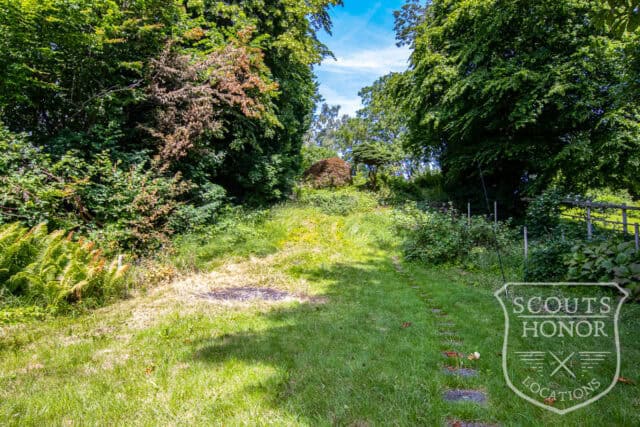 villa udsigt til sø idyllisk drivhus location denmark scoutshonor 35