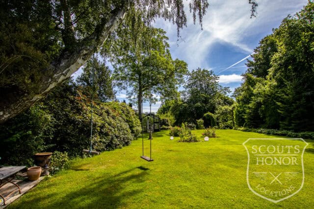 villa udsigt til sø idyllisk drivhus location denmark scoutshonor 51