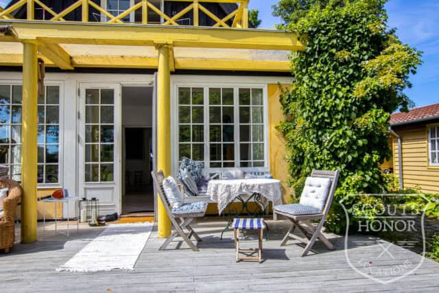 villa udsigt til sø idyllisk drivhus location denmark scoutshonor 57
