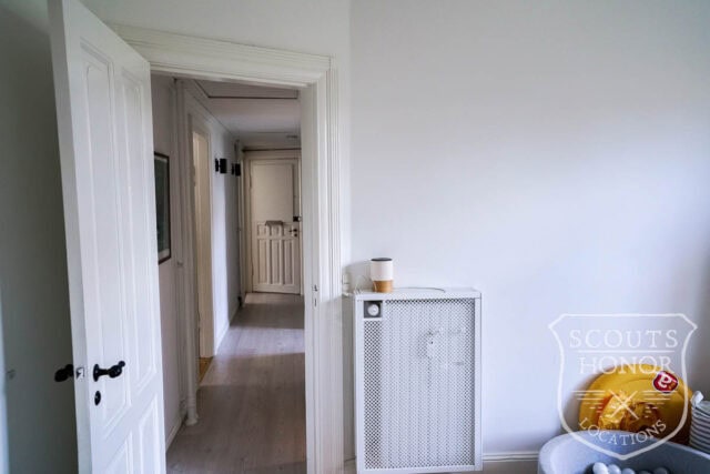 lejlighed aarhus dansk design klassisk opgang location denmark scoutshonor 25