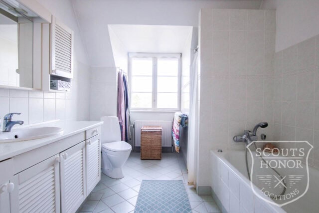 villa hjørnegrund tapet retro location denmark scoutshonor 15