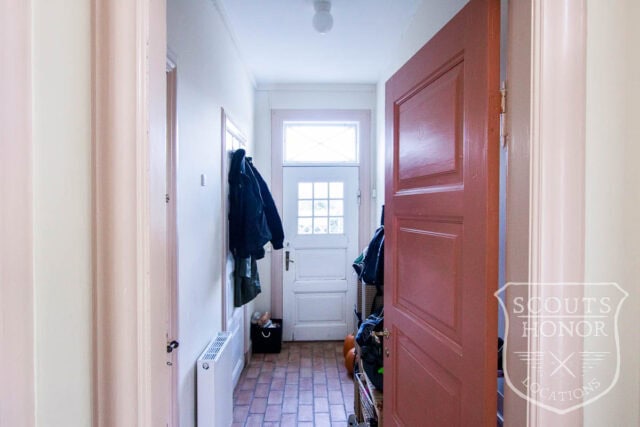 villa hjørnegrund tapet retro location denmark scoutshonor 43