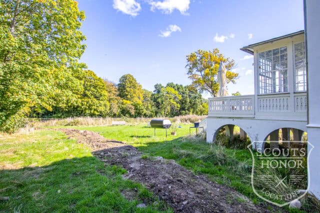 mansion ridebane naturgrund snedkerkøkken location denmark scoutshonor 01