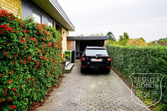 retro parcelhus gule mursten aarhus location denmark scoutshonor 10