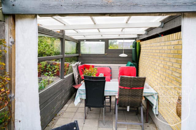 retro parcelhus gule mursten aarhus location denmark scoutshonor 28