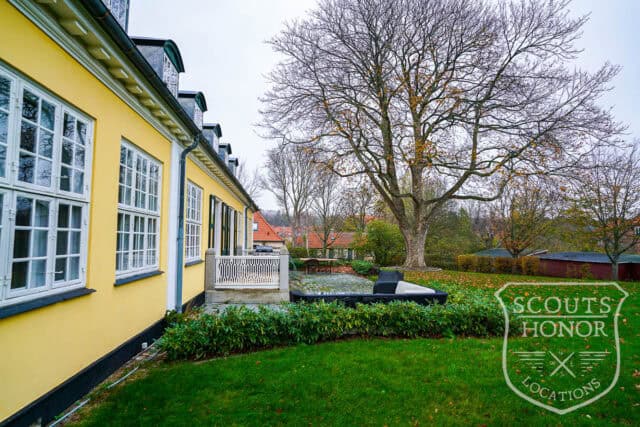 stuk detaljer trækonstruktion mursten location denmark scoutshonor 04