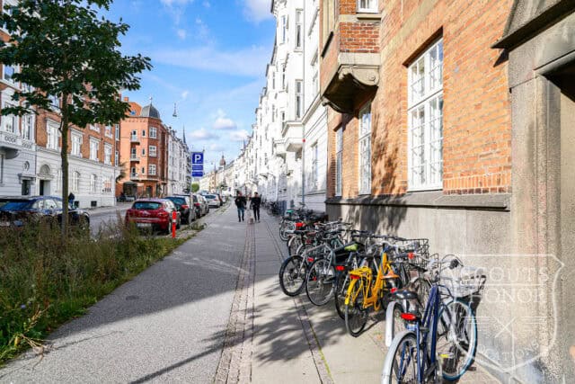 herskabslejlighed aarhus en suite klassisk opgang location denmark scoutshonor 03