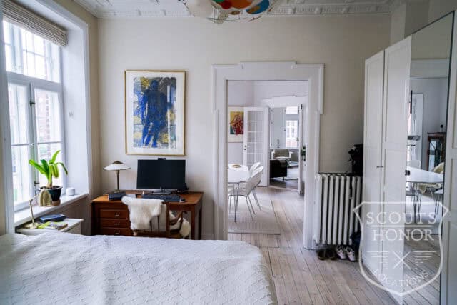 herskabslejlighed aarhus en suite klassisk opgang location denmark scoutshonor 45