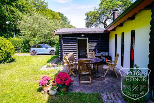 naturgrund holte bjælkehytte sø i baghaven location denmark scoutshonor 021