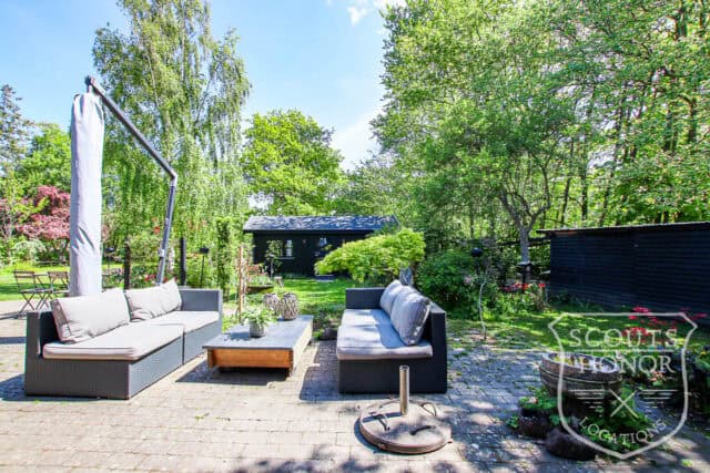 sommerhus kulhuse havudsigt stråtækt naturgrund location denmark scoutshonor 22
