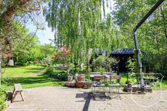 sommerhus kulhuse havudsigt stråtækt naturgrund location denmark scoutshonor 26
