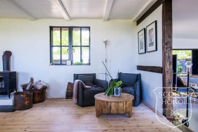 sommerhus kulhuse havudsigt stråtækt naturgrund location denmark scoutshonor 66