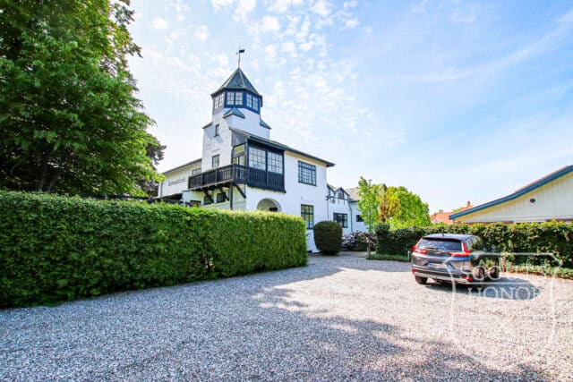 villalejlighed historisk hørsholm tårn location denmark scoutshonor 58