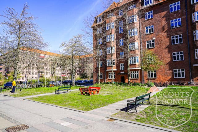lejlighed amager kunst interiør hyggelig gård location denmark scoutshonor 04