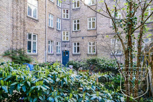lejlighed amager kunst interiør hyggelig gård location denmark scoutshonor 12