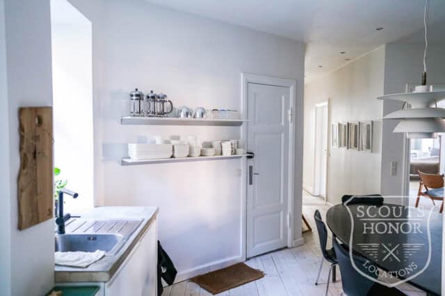 lejlighed amager kunst interiør hyggelig gård location denmark scoutshonor 34