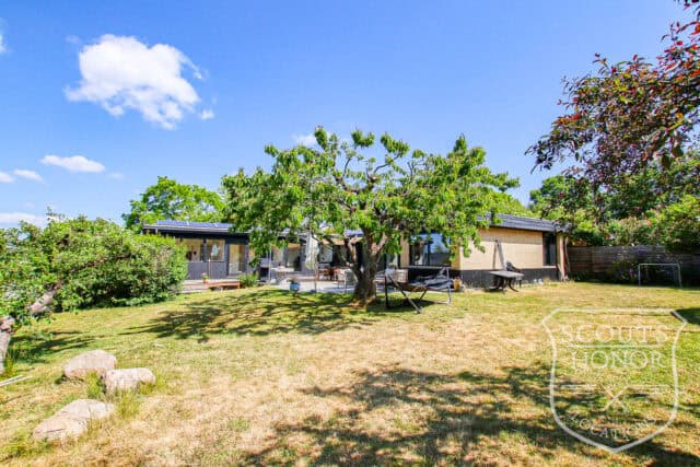 parcelhus hørsholm 60'er hyggelig have location denmark scoutshonor 04