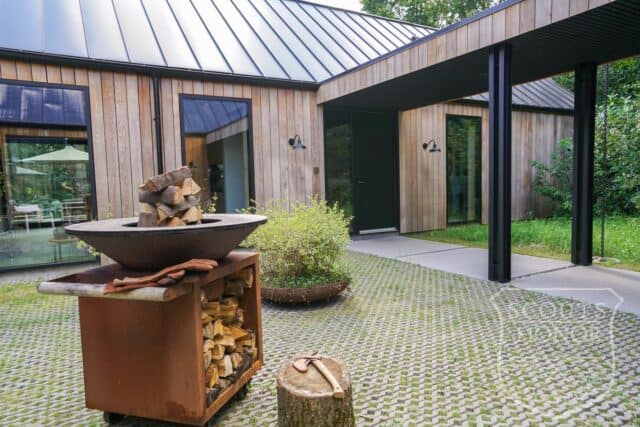 skovvilla jylland udendørs lounge træbeklædning location denmark scoutshonor 153