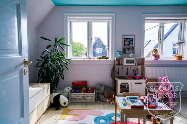villa kastrup moderne funky malede lofter farver location denmark scoutshonor 050