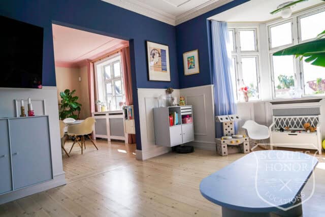 villa kastrup moderne funky malede lofter farver location denmark scoutshonor 067