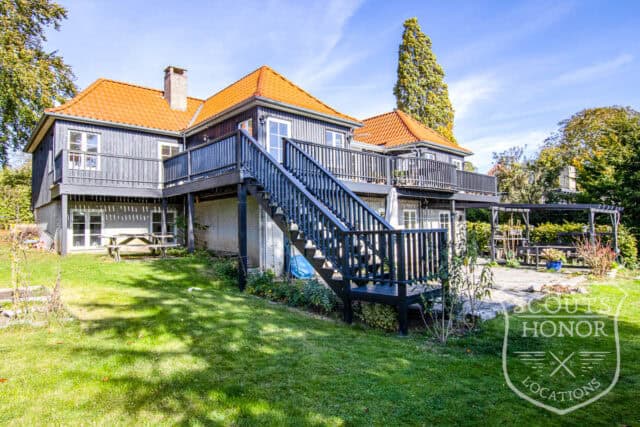 villa søborg udsigt til sø have i niveauer location denmark scoutshonor 07