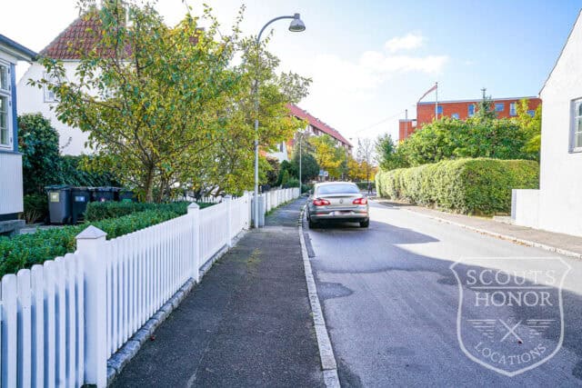 villa frederiksberg trappehall lukket have location denmark scoutshonor 02