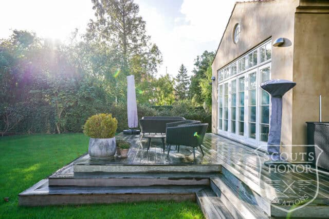 villa frederiksberg trappehall lukket have location denmark scoutshonor 18