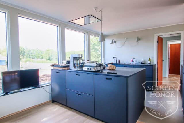 arkitekttegnet gule mursten terrasse moderne location denmark scoutshonor 40