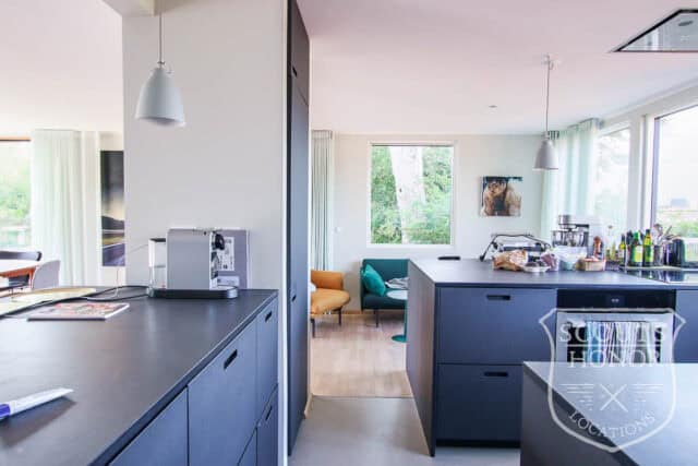 arkitekttegnet gule mursten terrasse moderne location denmark scoutshonor 41