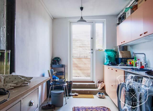 arkitekttegnet gule mursten terrasse moderne location denmark scoutshonor 47