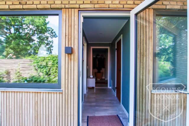 arkitekttegnet gule mursten terrasse moderne location denmark scoutshonor 66