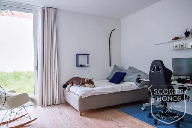 modern architecture minimalistic panoramic view white villa north zealand location denmark scoutshonor 53