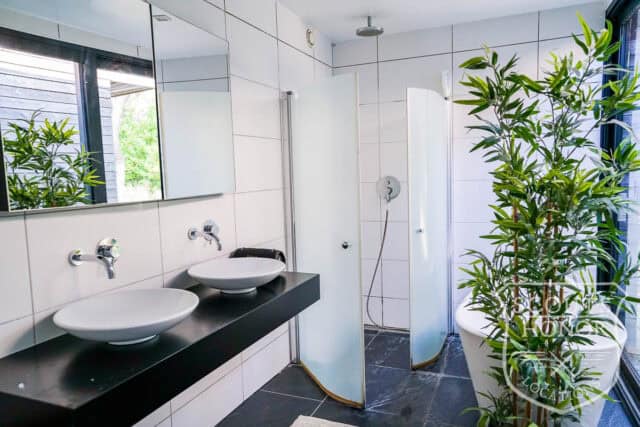 skåne arkitekttegnet villa udendørs pool naturområde luksus location denmark scoutshonor 023