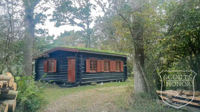 skovhytte landsted strand bjælker location denmark scoutshonor 01