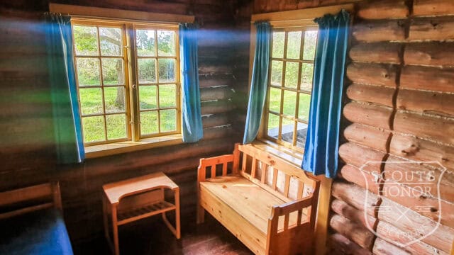 skovhytte landsted strand bjælker location denmark scoutshonor 20