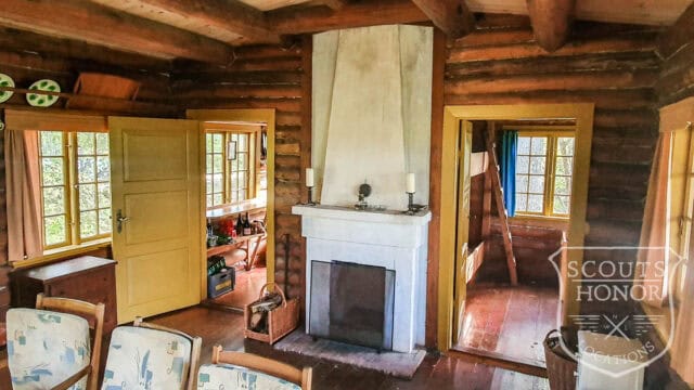 skovhytte landsted strand bjælker location denmark scoutshonor 24