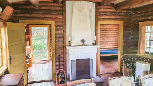 skovhytte landsted strand bjælker location denmark scoutshonor 25