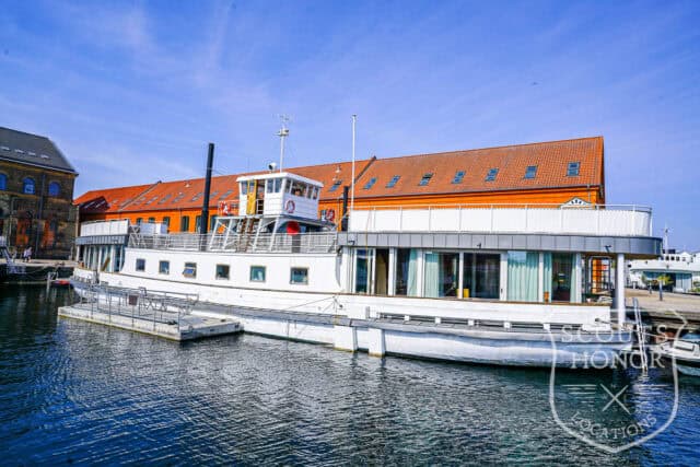 husbåd havudsigt hjemmestudie sauna location denmark scoutshonor 196