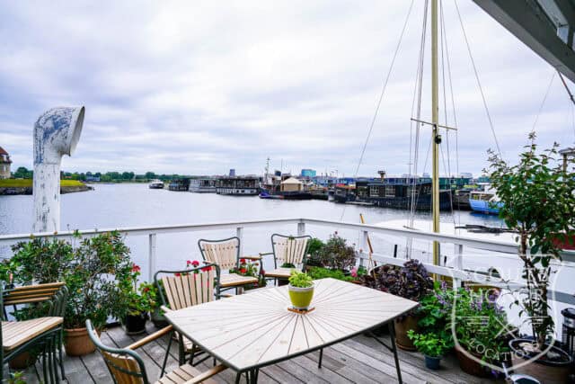 husbåd københavn tiny house ocean view location denmark scoutshonor 02