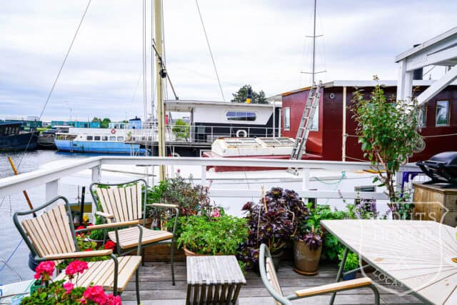 husbåd københavn tiny house ocean view location denmark scoutshonor 05