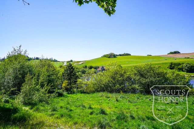 villa jylland træbeklædning højt til loftet location denmark scoutshonor 21