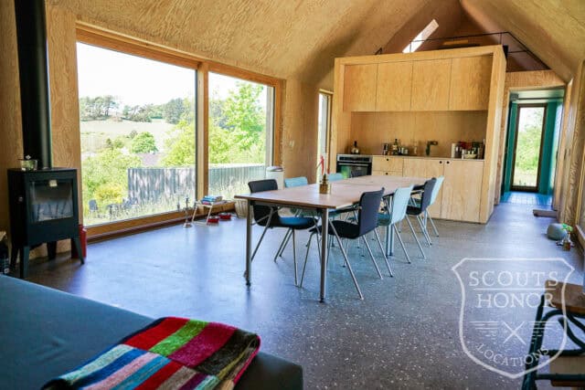 villa jylland træbeklædning højt til loftet location denmark scoutshonor 43