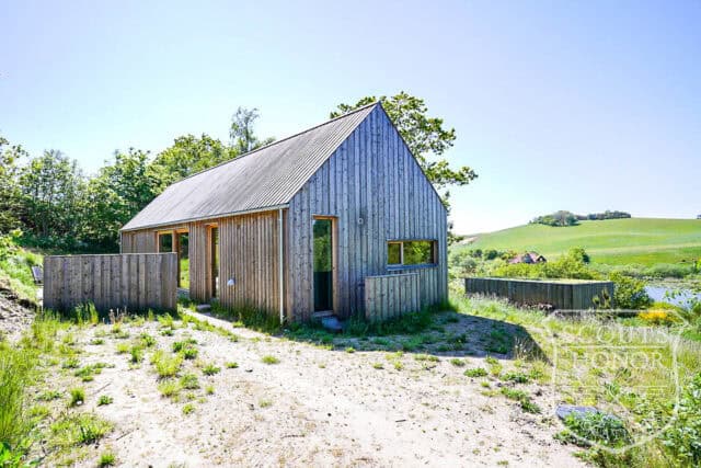 villa jylland træbeklædning højt til loftet location denmark scoutshonor 50
