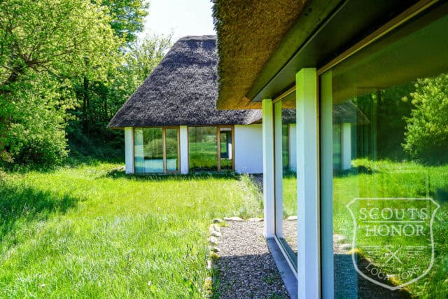 landsted aarhus idyl panoramavinduer lysindfald location denmark scoutshonor 18