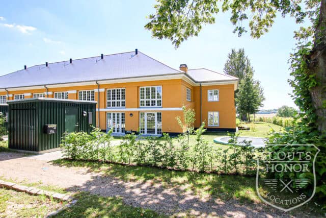 rækkehus værløse istandsat højt til loftet interiør location denmark scoutshonor 58