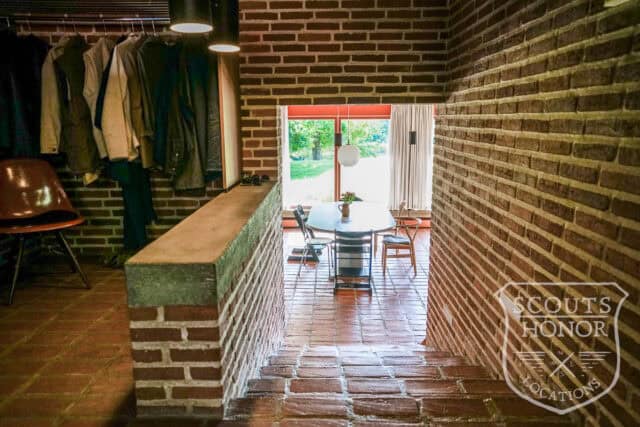 aarhus villa røde mursten naturgrund 70'er location denmark scoutshonor 73