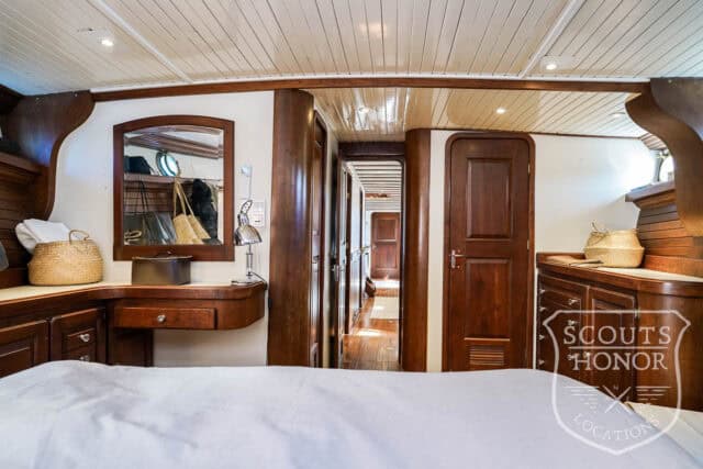 husbåd historisk yacht træbeklædning soldæk location denmark scoutshonor 11
