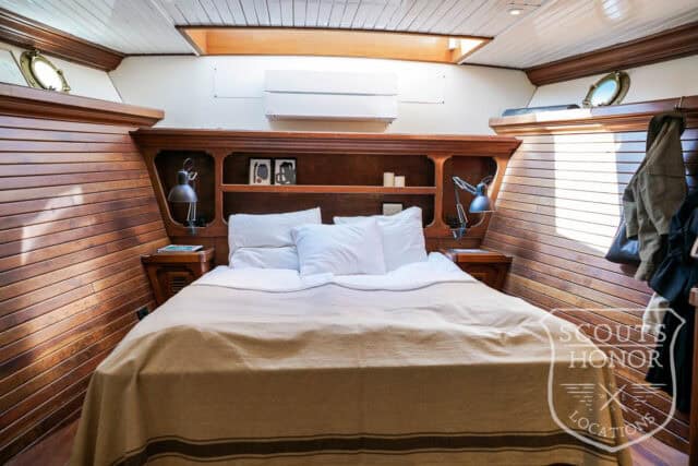 husbåd historisk yacht træbeklædning soldæk location denmark scoutshonor 12